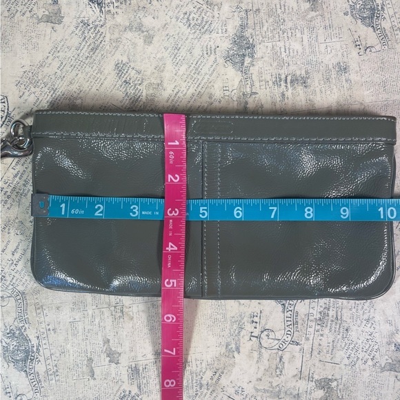 Coach gray leather wristlet - Picture 10 of 10